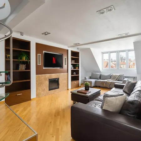 Urban Chic - Center - 3 Floors - Luxury *